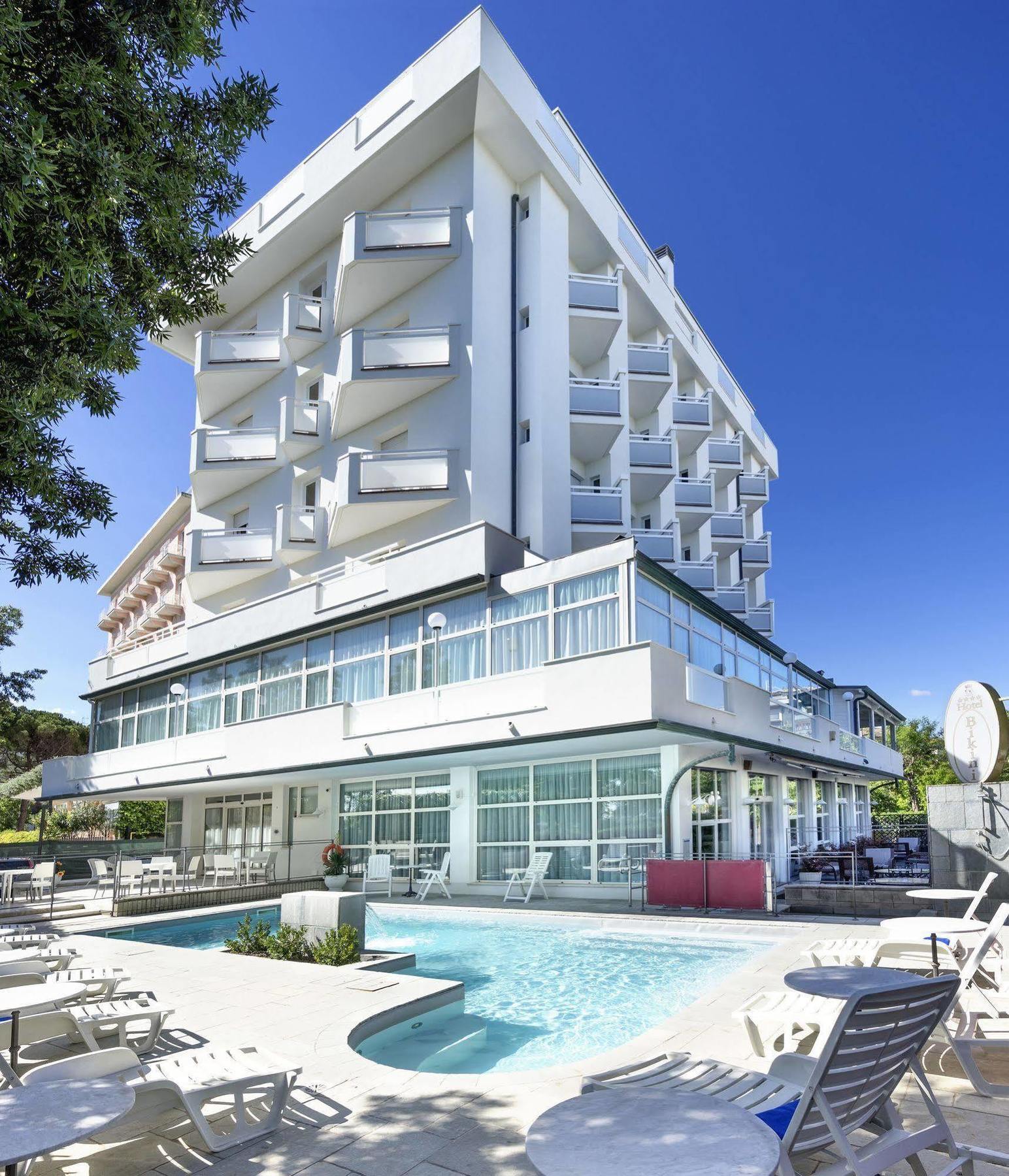 Hotel Bikini Rimini Exterior photo