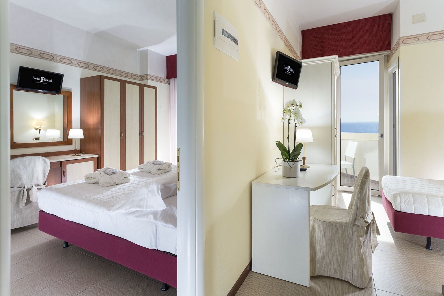 Hotel Bikini Rimini Exterior photo